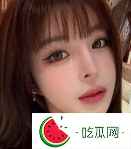 苏恩三周年焕新造型，剪个刘海年轻十岁？
