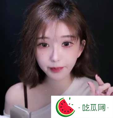 网曝吃瓜黑料三区：南妹儿春节后首播：讲述受伤经过，胳膊活动受